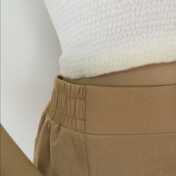 NEW OLD NAVY (Size 2X) Jogger Mid Rise Stretch Tech Pants, Tan - Picture 4 of 9